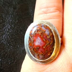Agate stone in sterling silver ring size 11.5